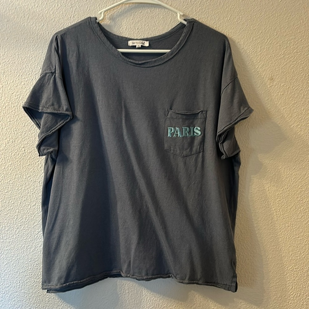 Bare Your Soul Paris graphic tee size XL